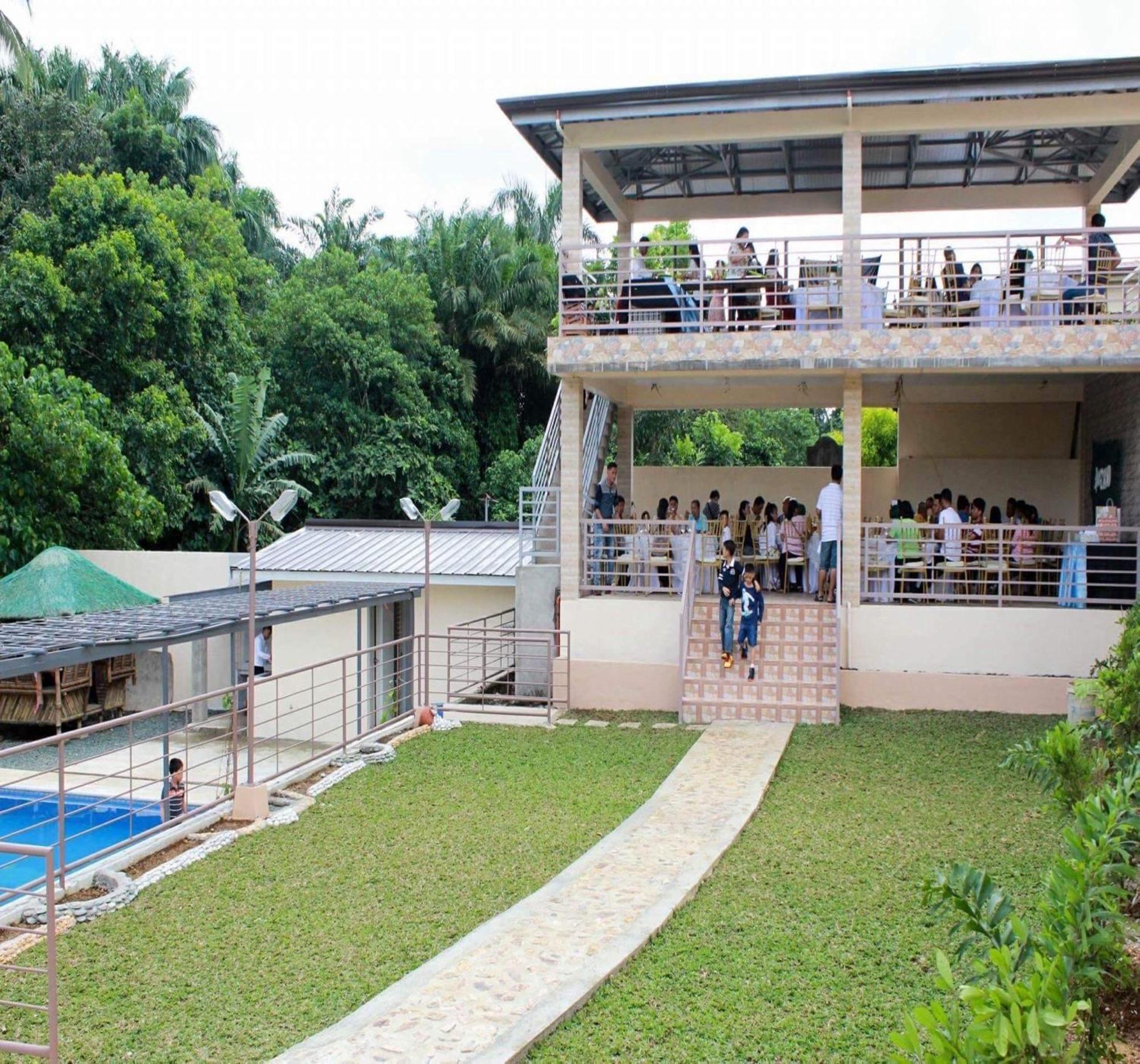Oyo 1067 Villa Sofia At Silang Tagaytay City Exterior foto