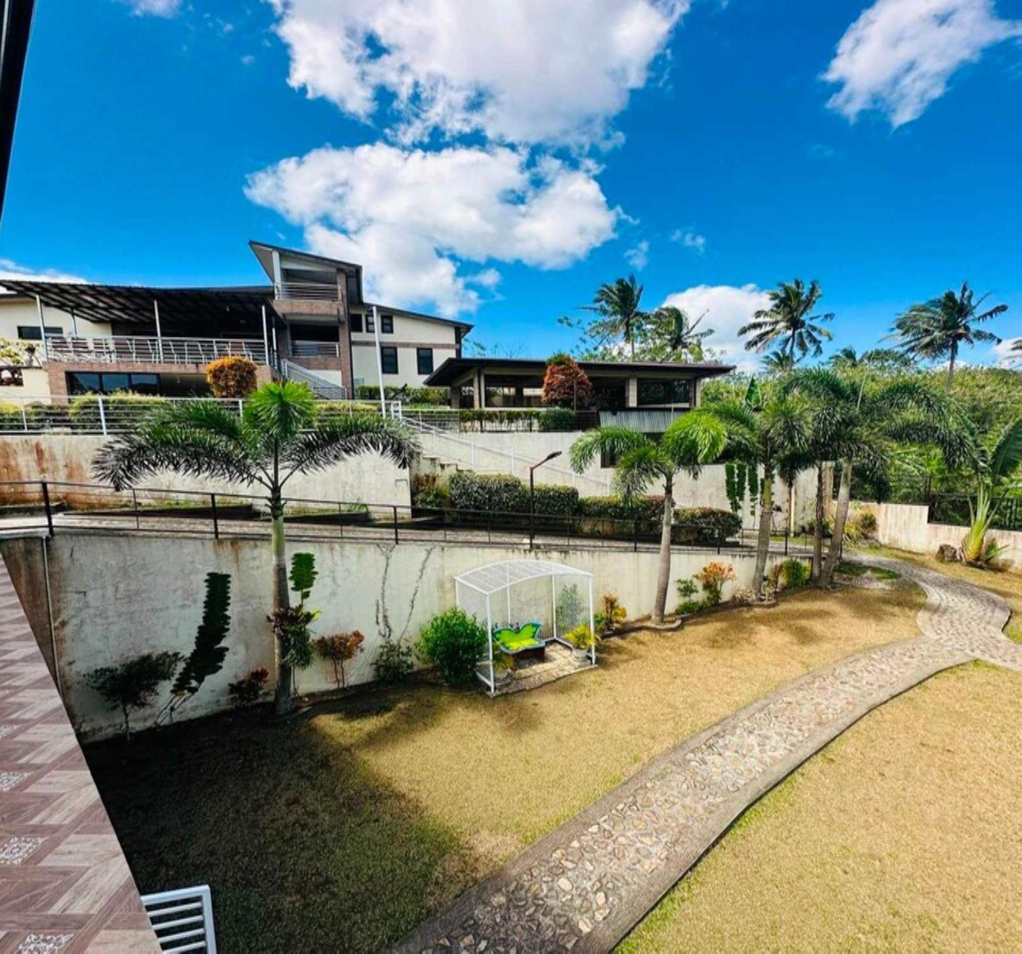 Oyo 1067 Villa Sofia At Silang Tagaytay City Exterior foto